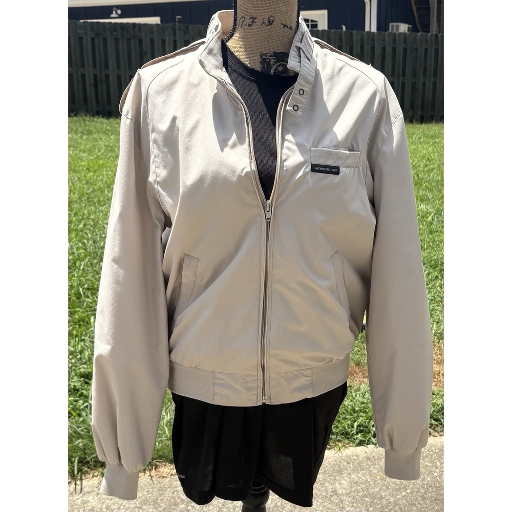Vtg MCM Members Only Bomber Jacket Mens 40 Tan Cream Cafe Racer Rainbow Tag 80s